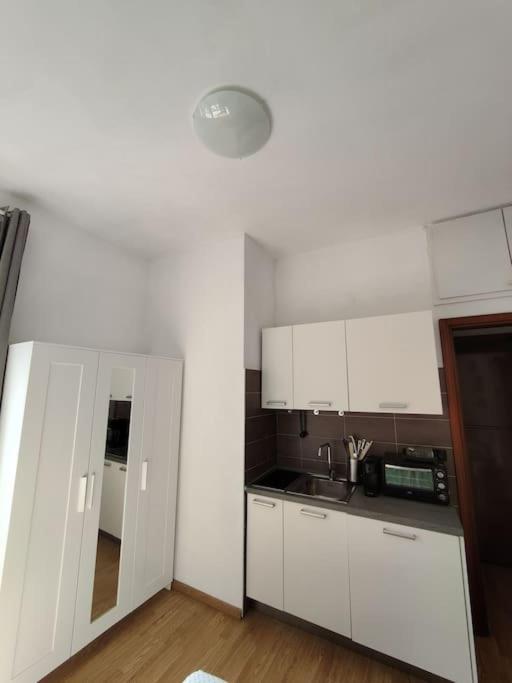 Monolocale New: Torino Centro Apartment Luaran gambar